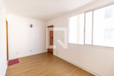 Sala de apartamento para alugar com 2 quartos, 50m² em Vila Celeste, São Paulo