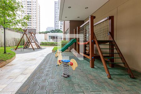 Apartamento à venda com 147m², 3 quartos e 2 vagas Apartamento à venda com 147m², 3 quartos e 2 vagasÁrea comum - Playground