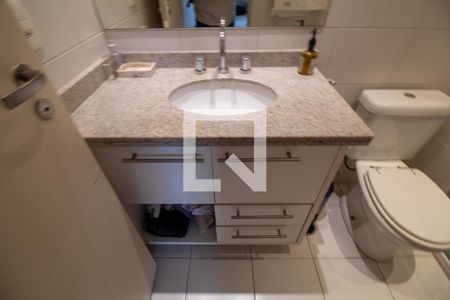 Apartamento à venda com 147m², 3 quartos e 2 vagas Apartamento à venda com 147m², 3 quartos e 2 vagasBanheiro da Suíte 1
