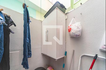 Casa à venda com 60m², 2 quartos e 2 vagasÁrea de Serviço
