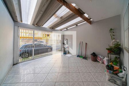 Casa à venda com 60m², 2 quartos e 2 vagasGaragem