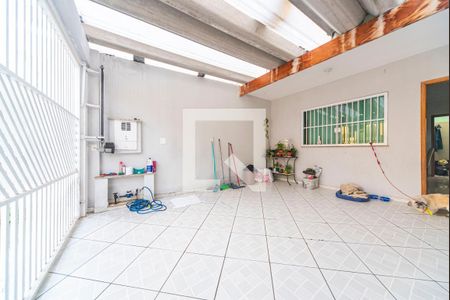 Casa à venda com 60m², 2 quartos e 2 vagasGaragem