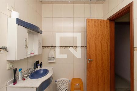 Casa à venda com 304m², 3 quartos e 4 vagasBanheiro da Suíte 2