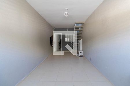 Casa à venda com 120m², 2 quartos e 1 vagaGaragem