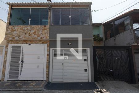 Casa à venda com 120m², 2 quartos e 1 vagaFachada