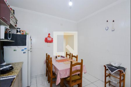Casa para alugar com 124m², 2 quartos e 2 vagas Casa para alugar com 124m², 2 quartos e 2 vagasCozinha