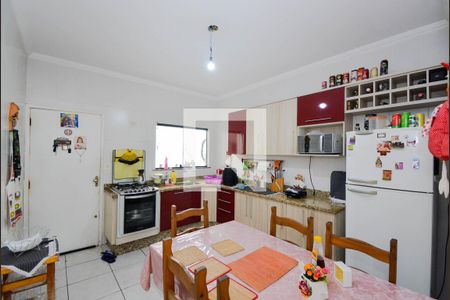 Casa para alugar com 124m², 2 quartos e 2 vagas Casa para alugar com 124m², 2 quartos e 2 vagasCozinha