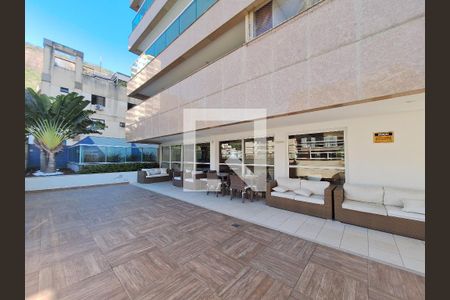 Apartamento à venda com 96m², 3 quartos e 2 vagas Apartamento à venda com 96m², 3 quartos e 2 vagasÁrea comum