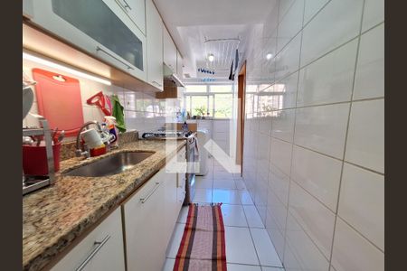 Apartamento à venda com 96m², 3 quartos e 2 vagas Apartamento à venda com 96m², 3 quartos e 2 vagasCozinha