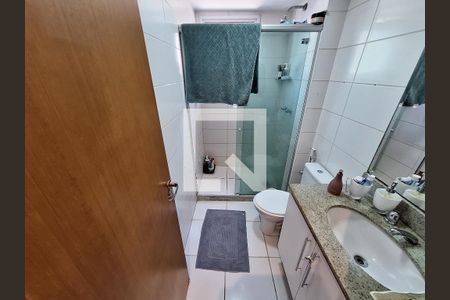 Apartamento à venda com 96m², 3 quartos e 2 vagas Apartamento à venda com 96m², 3 quartos e 2 vagasBanheiro da Suíte