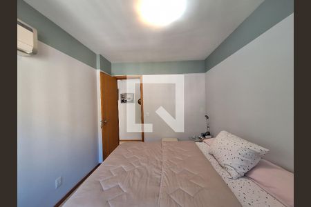 Apartamento à venda com 96m², 3 quartos e 2 vagas Apartamento à venda com 96m², 3 quartos e 2 vagasQuarto 1