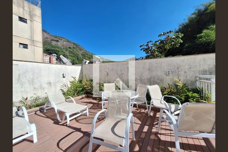 Apartamento à venda com 96m², 3 quartos e 2 vagas Apartamento à venda com 96m², 3 quartos e 2 vagasÁrea comum