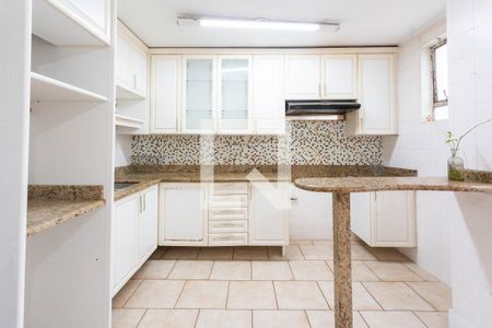 Apartamento à venda com 206m², 4 quartos e 1 vagaCozinha