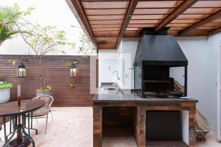 Apartamento à venda com 206m², 4 quartos e 1 vagaChurrasqueira