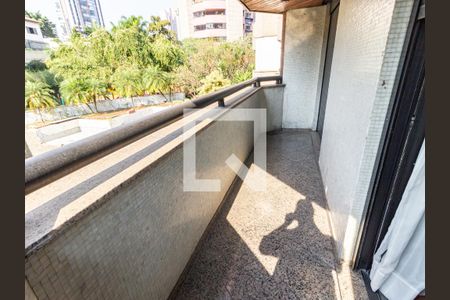 Apartamento para alugar com 500m², 4 quartos e 5 vagasSuíte 4 - Varanda