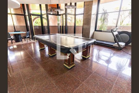 Apartamento para alugar com 500m², 4 quartos e 5 vagasÁrea comum - Salão de jogos