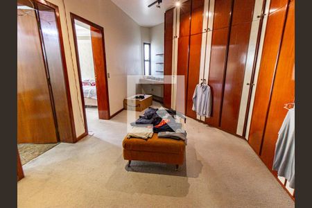 Apartamento para alugar com 500m², 4 quartos e 5 vagasSuíte 1 - Closet