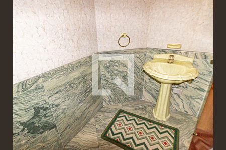 Apartamento para alugar com 500m², 4 quartos e 5 vagasLavabo