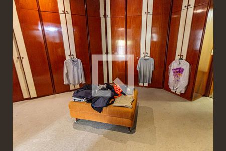 Apartamento para alugar com 500m², 4 quartos e 5 vagasSuíte 1 - Closet