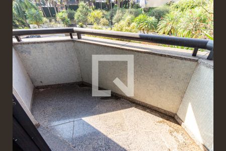 Apartamento para alugar com 500m², 4 quartos e 5 vagasSuíte 1 - Varanda