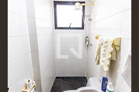 Apartamento para alugar com 500m², 4 quartos e 5 vagasBanheiro de serviço