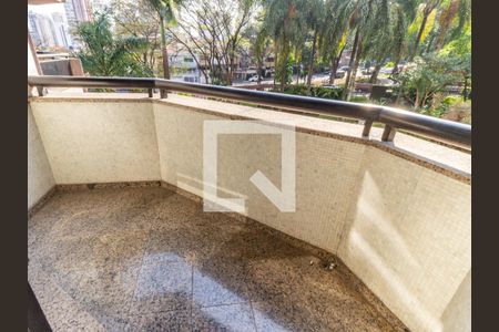 Apartamento para alugar com 500m², 4 quartos e 5 vagasSala de TV - Varanda