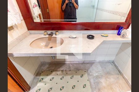 Apartamento para alugar com 500m², 4 quartos e 5 vagasBanheiro da Suíte 2