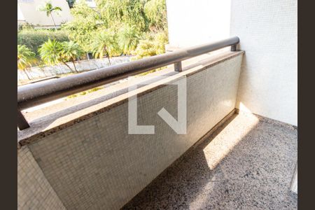 Apartamento para alugar com 500m², 4 quartos e 5 vagasSuíte 2 - Varanda