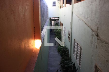 Casa para alugar com 200m², 3 quartos e 2 vagasCorredor lateral