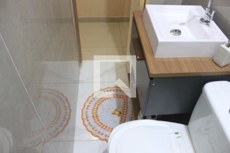 Casa para alugar com 200m², 3 quartos e 2 vagasBanheiro 1