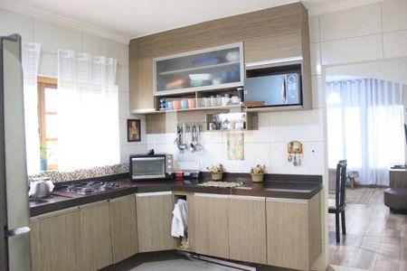 Casa para alugar com 200m², 3 quartos e 2 vagasCozinha
