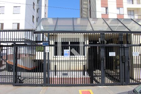Apartamento para alugar com 62m², 3 quartos e 1 vagaFachada