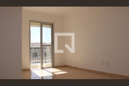Sala de apartamento para alugar com 3 quartos, 62m² em Vila Antonieta, São Paulo