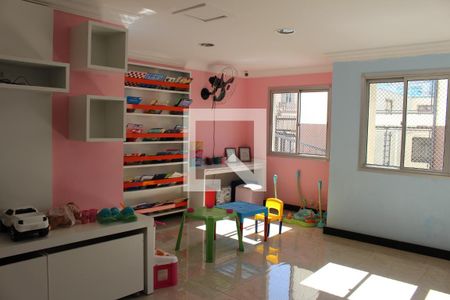 Apartamento para alugar com 62m², 3 quartos e 1 vagaÁrea comum 