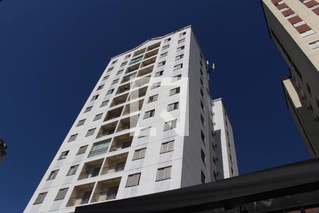 Apartamento para alugar com 62m², 3 quartos e 1 vagaFachada