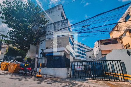 Apartamento para alugar com 45m², 2 quartos e 1 vagaFachada