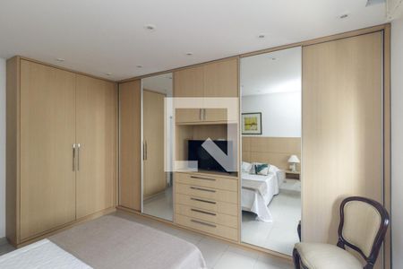 Apartamento à venda com 159m², 2 quartos e 1 vagaQuarto 1 - Suíte