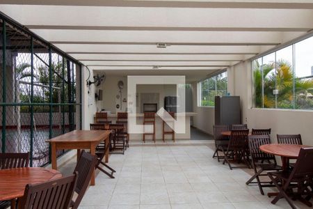 Apartamento para alugar com 117m², 2 quartos e 2 vagas Apartamento para alugar com 117m², 2 quartos e 2 vagasÁrea comum - Churrasqueira