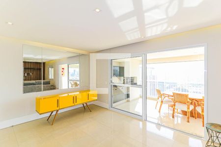 Apartamento para alugar com 117m², 2 quartos e 2 vagas Apartamento para alugar com 117m², 2 quartos e 2 vagasSala