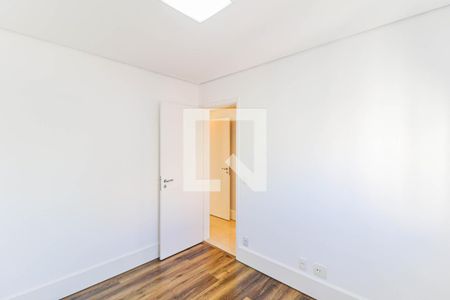 Apartamento para alugar com 117m², 2 quartos e 2 vagas Apartamento para alugar com 117m², 2 quartos e 2 vagasQuarto