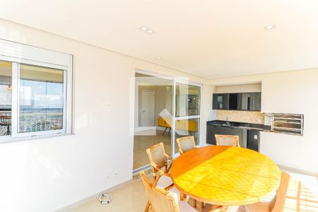 Apartamento para alugar com 117m², 2 quartos e 2 vagas Apartamento para alugar com 117m², 2 quartos e 2 vagasVaranda