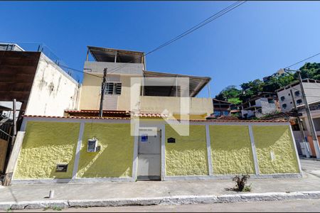 Casa à venda com 117m², 2 quartos e 2 vagasPlaquinha
