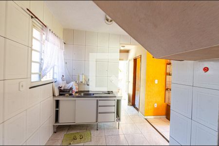 Casa à venda com 117m², 2 quartos e 2 vagasCozinha