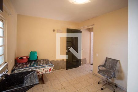 Casa à venda com 150m², 2 quartos e 1 vagaÁrea de Serviço