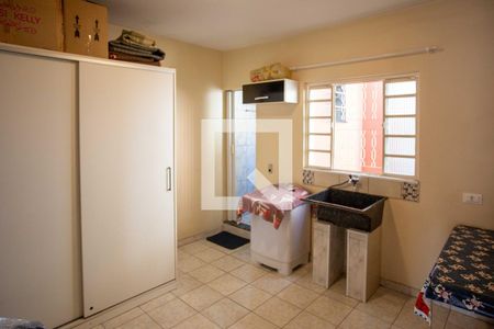 Casa à venda com 150m², 2 quartos e 1 vagaÁrea de Serviço