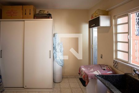 Casa à venda com 150m², 2 quartos e 1 vagaÁrea de Serviço