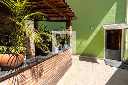 Casa à venda com 152m², 3 quartos e 4 vagasChurrasqueira