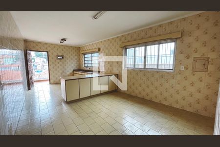 Casa à venda com 249m², 4 quartos e 4 vagasCozinha