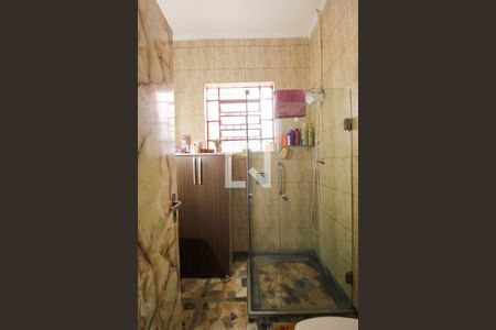 Casa à venda com 160m², 3 quartos e sem vaga Casa à venda com 160m², 3 quartos e sem vagaBanheiro