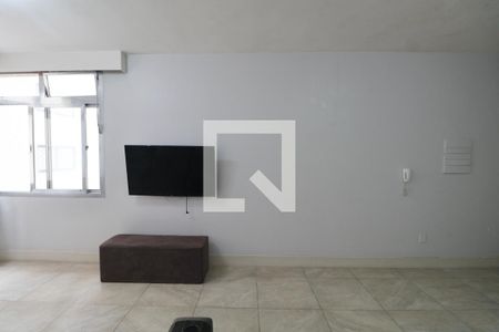 Sala de apartamento para alugar com 3 quartos, 135m² em Vila Luis Antônio, Guarujá